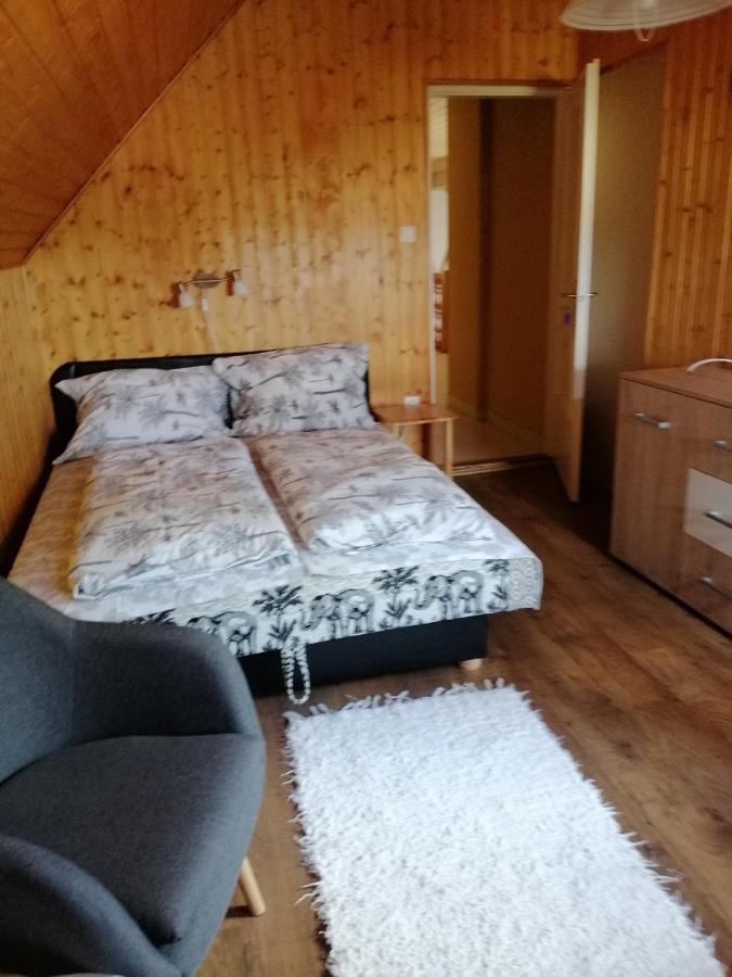 Goldenvendeghaz Villa Balatonszabadi Fürdőtelep Dış mekan fotoğraf