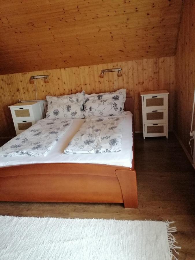 Goldenvendeghaz Villa Balatonszabadi Fürdőtelep Dış mekan fotoğraf